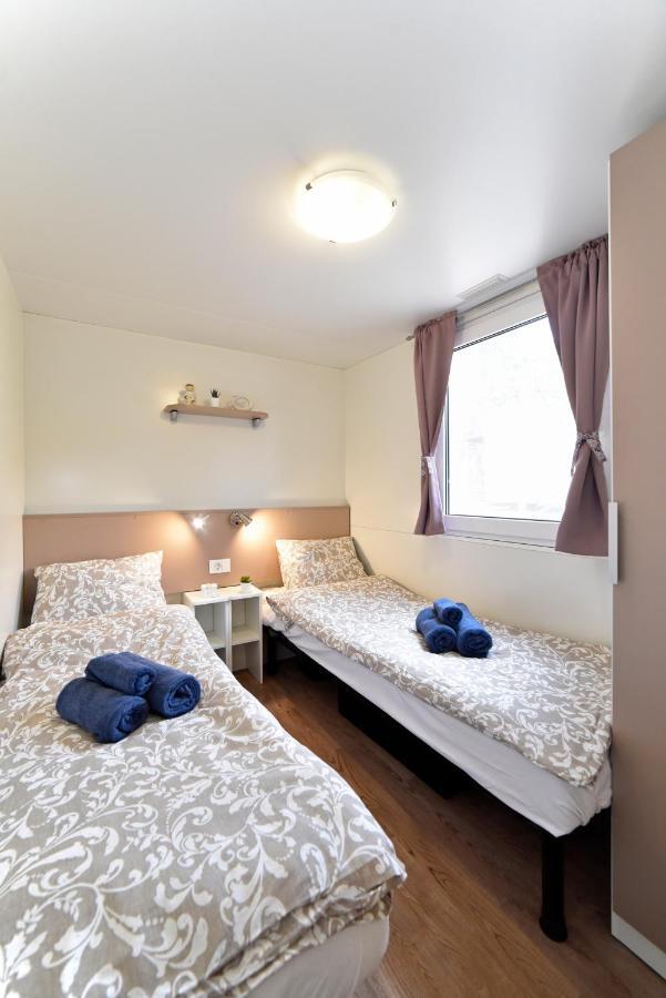 Mobile Home Posidonija Biograd Na Moru Εξωτερικό φωτογραφία