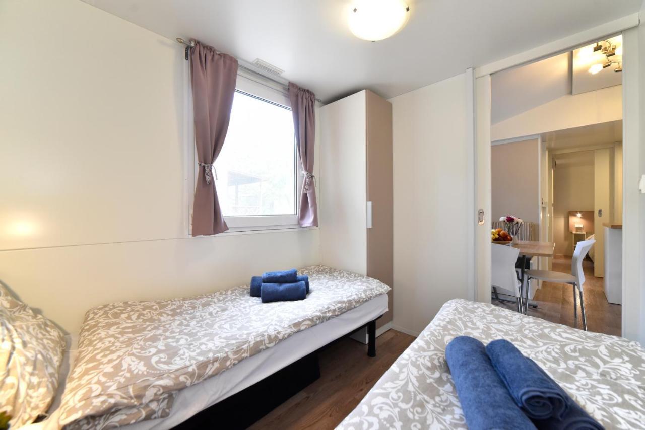 Mobile Home Posidonija Biograd Na Moru Εξωτερικό φωτογραφία